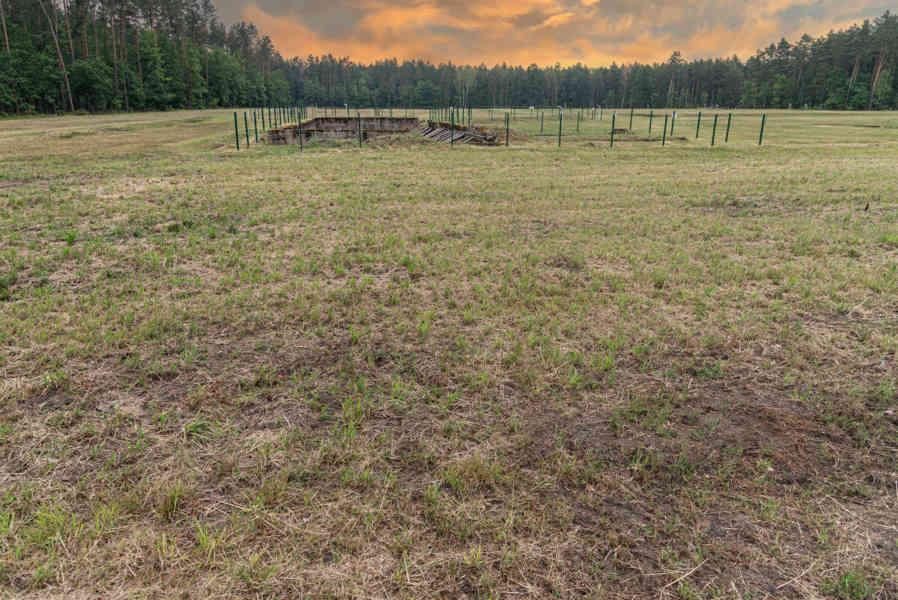 Polonia - Treblinka 30 - Treblinka ll - Campo de Exterminio.jpg